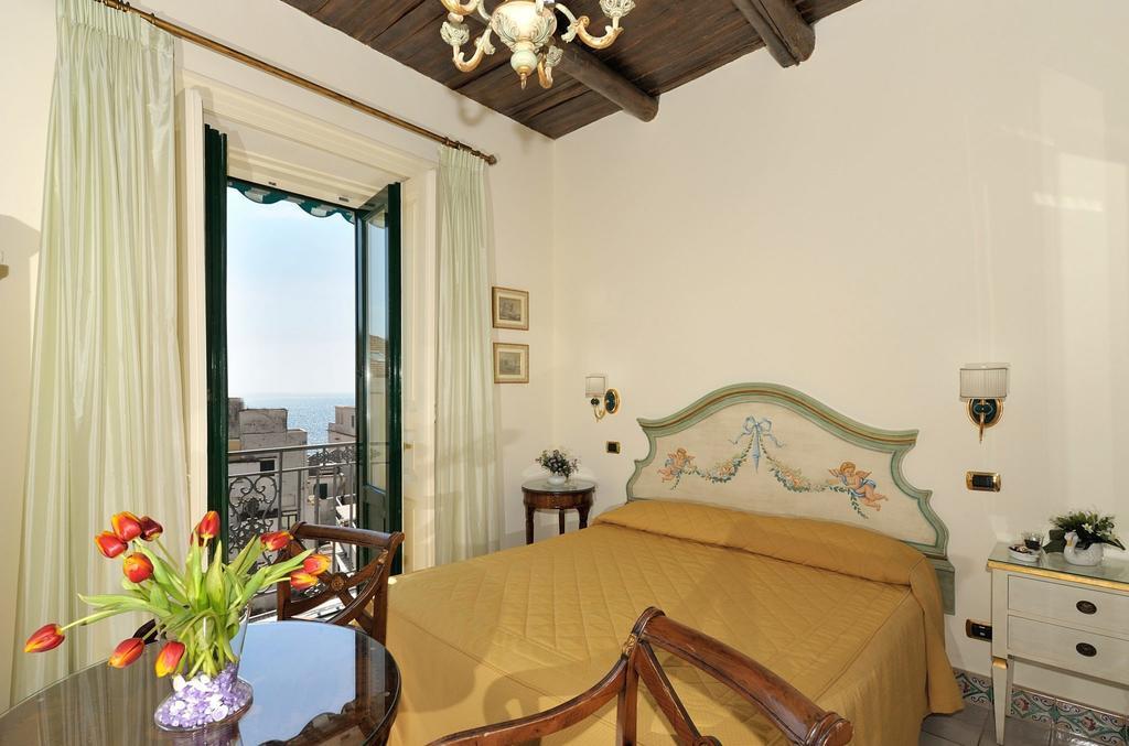 Residenza Del Duca Amalfi Quarto foto